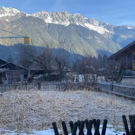 Authentic In Chamonix-mont-blanc شاليه