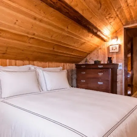 Authentic In Chamonix-mont-blanc شامونكس